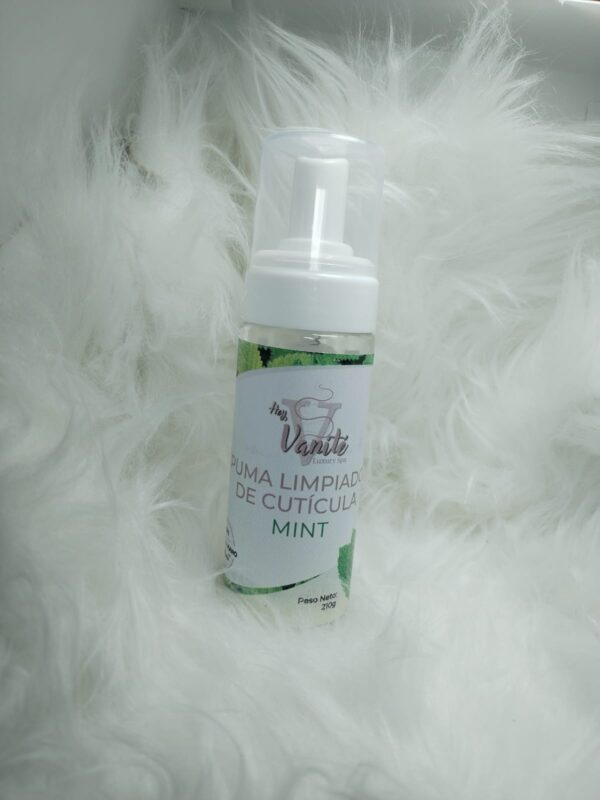 Espuma limpia cutícula aroma a menta