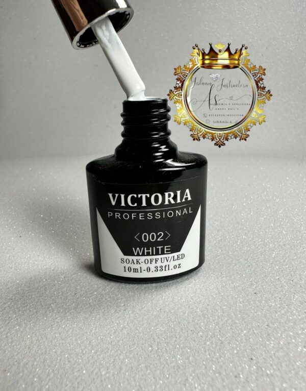 Esmalte Victoria 002