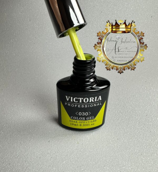 Esmalte Victoria 030